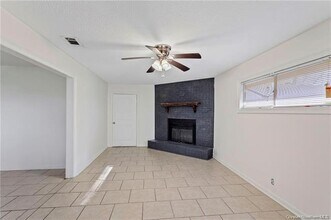 1501 Meadow Dr in Lake Charles, LA - Building Photo - Building Photo