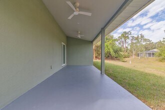 2462 Ensenada Ln in North Port, FL - Building Photo - Building Photo