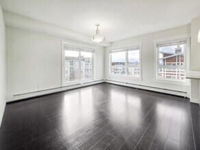 302 Skyview Rnch Dr NE in Calgary, AB - Building Photo - Building Photo
