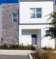 400 Famagusta Dr in Davenport, FL - Building Photo