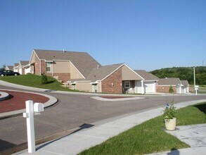 3600 SW Gage Blvd in Topeka, KS - Building Photo - Building Photo