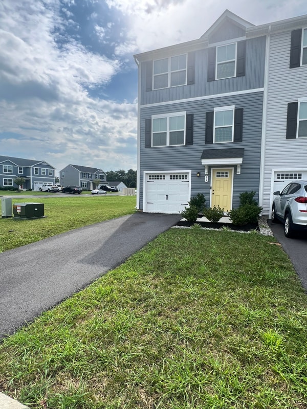 property at 52 Shubunkin Rd