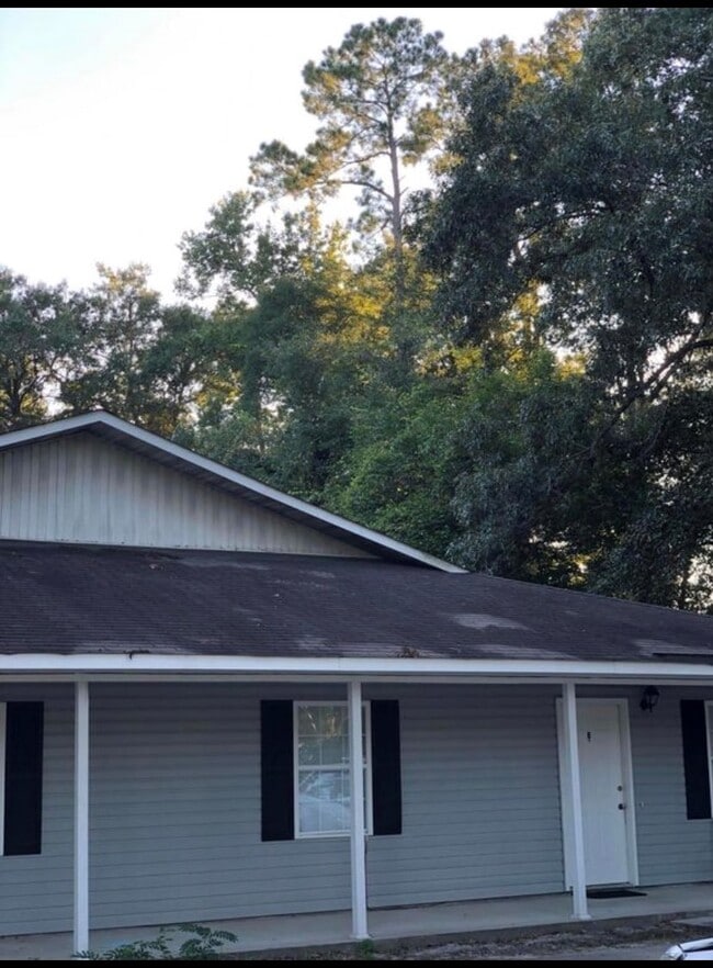 201 Middle St, Unit D in Varnville, SC - Building Photo - Building Photo