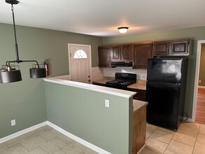 62 Cinnamon Dr in Jackson, TN - Building Photo - Building Photo