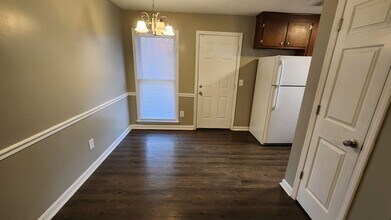 4424 Bonnell Dr NW, Unit C in Huntsville, AL - Building Photo - Building Photo