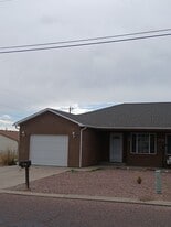 1370 Washington St in Canon City, CO - Building Photo