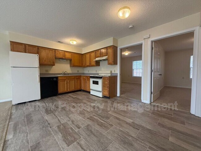 1015 14th St in Wamego, KS - Foto de edificio - Building Photo