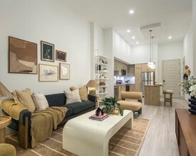 Treo Apartments in Fort Lauderdale, FL - Building Photo - Building Photo