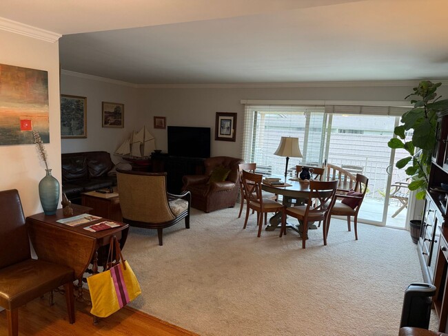 5722 Encina Rd
