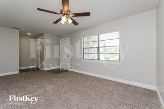 2004 Cecile St in Kissimmee, FL - Building Photo - Building Photo