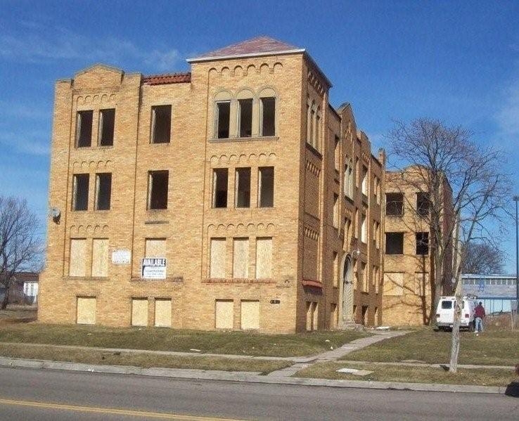 10036 Broadstreet Ave in Detroit, MI - Foto de edificio