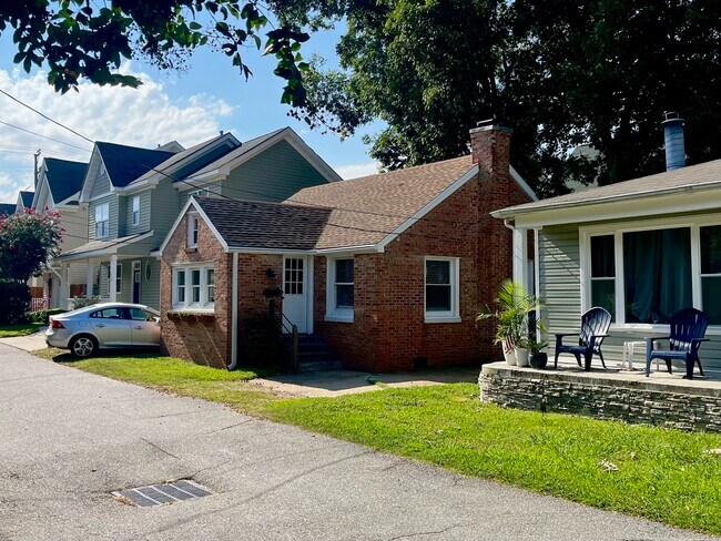 314 25th Half St in Virginia Beach, VA - Building Photo - Building Photo