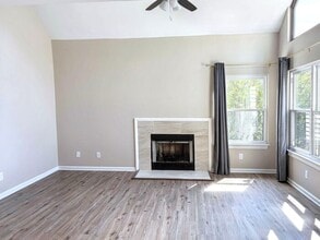 13405 Shady Knoll Dr in Silver Spring, MD - Building Photo - Building Photo