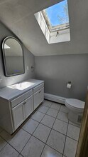 11 Gardiner Ave, Unit 11 in Lincoln, RI - Building Photo - Building Photo