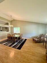 61353 Stardrift Dr in Bend, OR - Building Photo - Building Photo