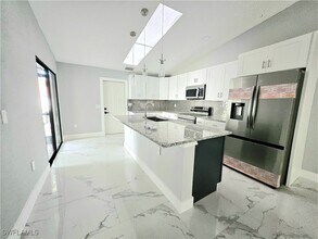 17758 Park Village Blvd in Ft. Myers, FL - Building Photo - Building Photo