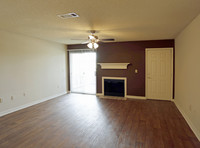 Azalea Ridge Apartments in Walls, MS - Building Photo - Interior Photo