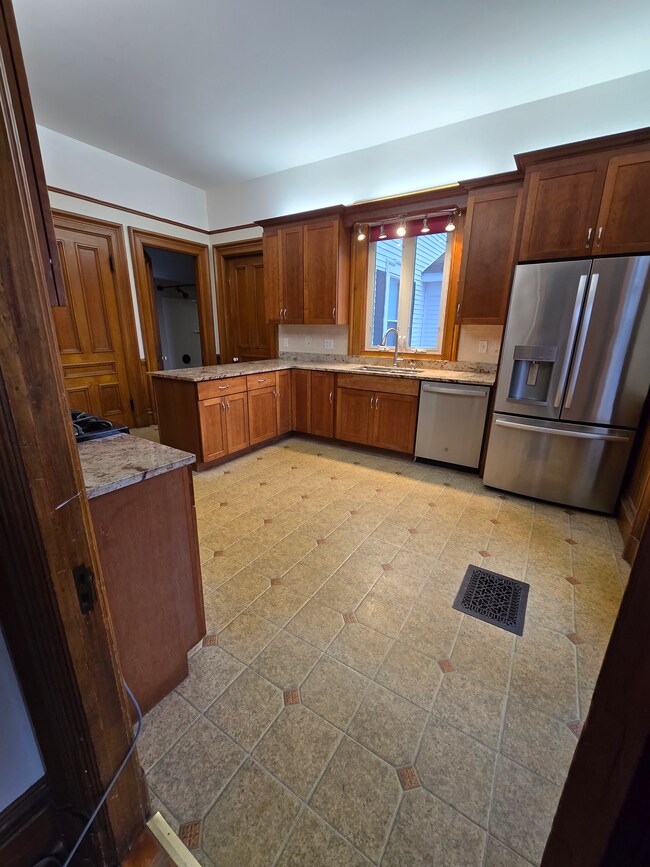 281 Pembroke St in Pembroke, NH - Foto de edificio - Building Photo