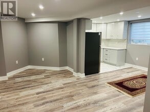 1120 Leslie Dr in Innisfil, ON - Building Photo - Building Photo