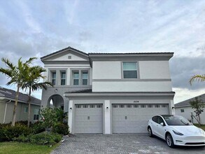 15134 Cameo Ct in Westlake, FL - Building Photo - Building Photo