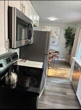 436 Springhill Dr in Roselle, IL - Building Photo - Building Photo