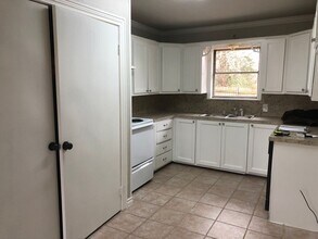 114 S Hearon Dr in Whitehouse, TX - Building Photo - Building Photo