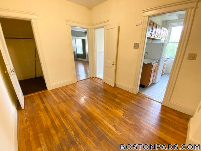 195 Park Dr in Boston, MA - Building Photo - Building Photo