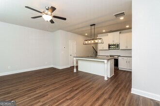 6182 Ripple Wy in Atlanta, GA - Building Photo - Building Photo