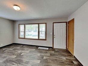4906 N Newton Ave in Minneapolis, MN - Building Photo - Building Photo