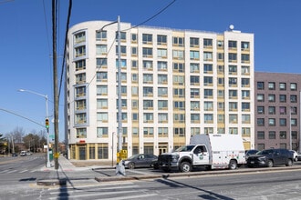 Fountain Seaview in Brooklyn, NY - Building Photo - Building Photo