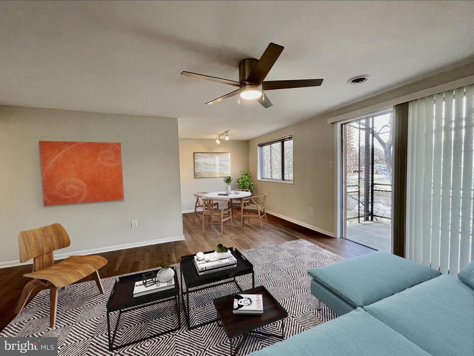 10312 Rockville Pike in Rockville, MD - Building Photo