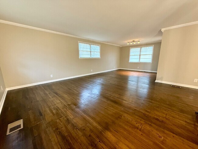 101 Jones Valley Dr SW in Huntsville, AL - Building Photo - Building Photo