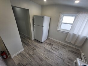 256 Inkster Blvd in Winnipeg, MB - Building Photo - Building Photo