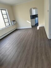 547 Avenue A in Bayonne, NJ - Building Photo - Building Photo