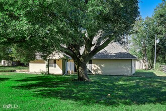 929 Wemple Rd in Bossier City, LA - Foto de edificio - Building Photo