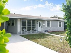 1475 7th St in West Palm Beach, FL - Building Photo