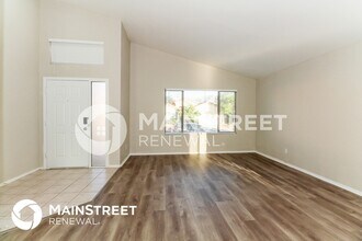 11151 N Desert Flower Dr in Tucson, AZ - Building Photo - Building Photo