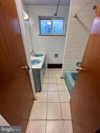 1107 E Passyunk Ave photo'