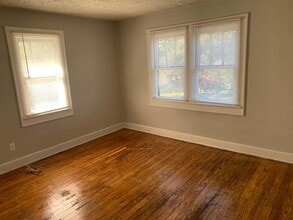 813 N Bancroft St in Indianapolis, IN - Building Photo - Building Photo