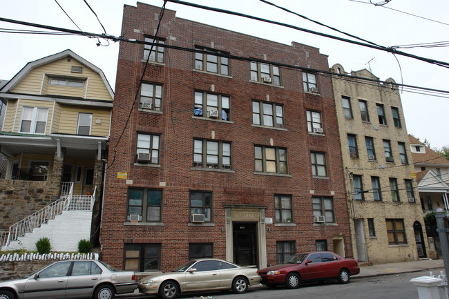 159 Saratoga Ave in Yonkers, NY - Building Photo - Building Photo