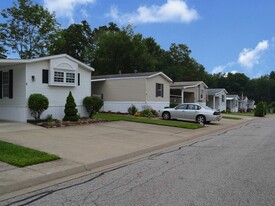 Melrose West Apartments