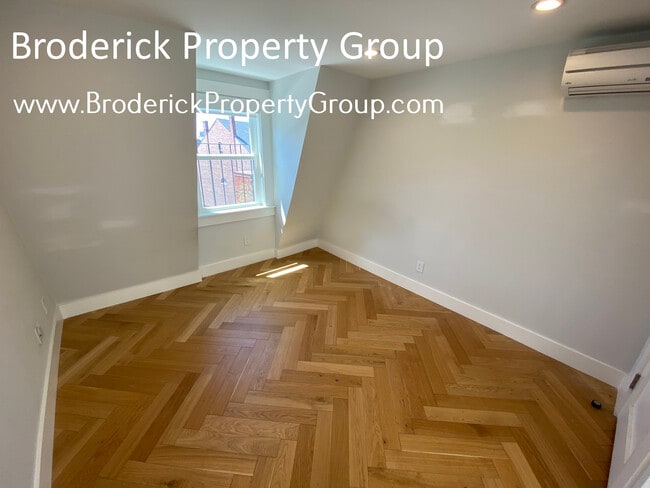 464 Massachusetts Ave in Boston, MA - Building Photo - Building Photo