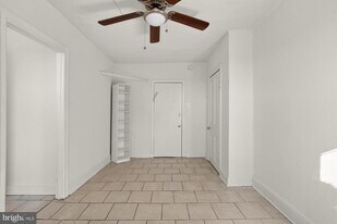 2536 Amber St in Philadelphia, PA - Building Photo