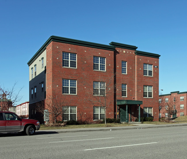 Brainard Street Apartments