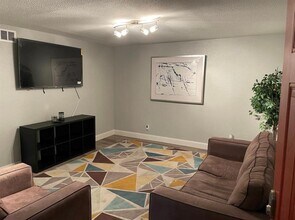 3303 W Greenridge Dr-Unit -24 in Houston, TX - Building Photo - Building Photo