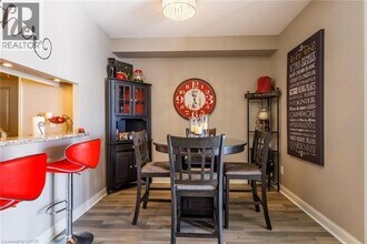 430 Pearl St in Burlington, ON - Building Photo - Building Photo