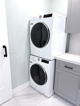 10370 SW 174th Terrace-Unit -2 in Miami, FL - Building Photo - Building Photo