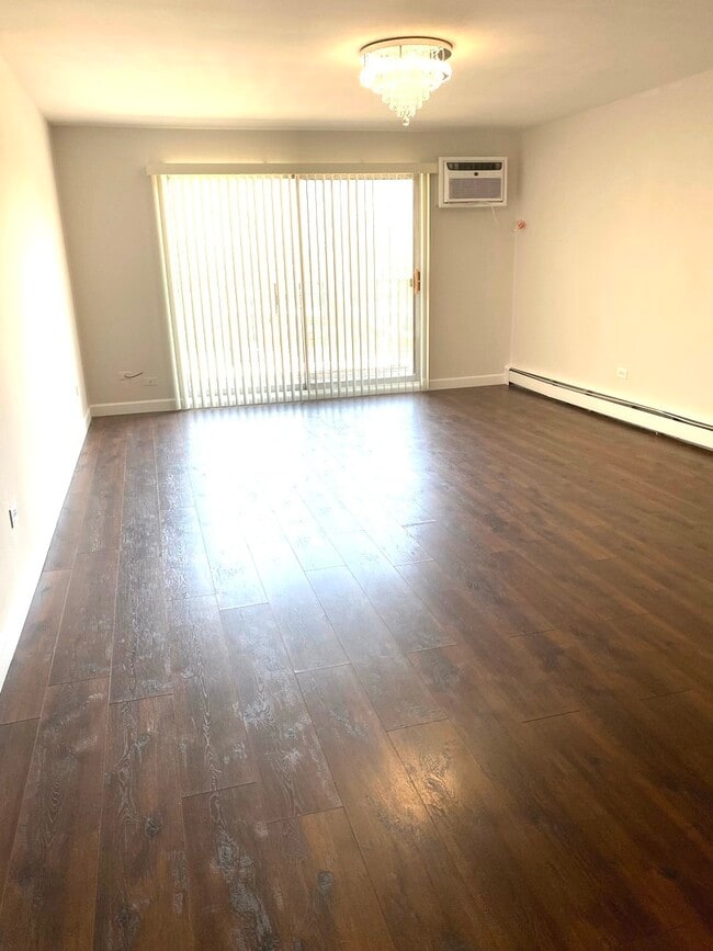 8974 N Western Ave in Des Plaines, IL - Building Photo - Building Photo