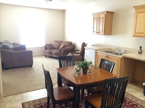 Liberty Square Apartments in Ammon, ID - Foto de edificio - Interior Photo