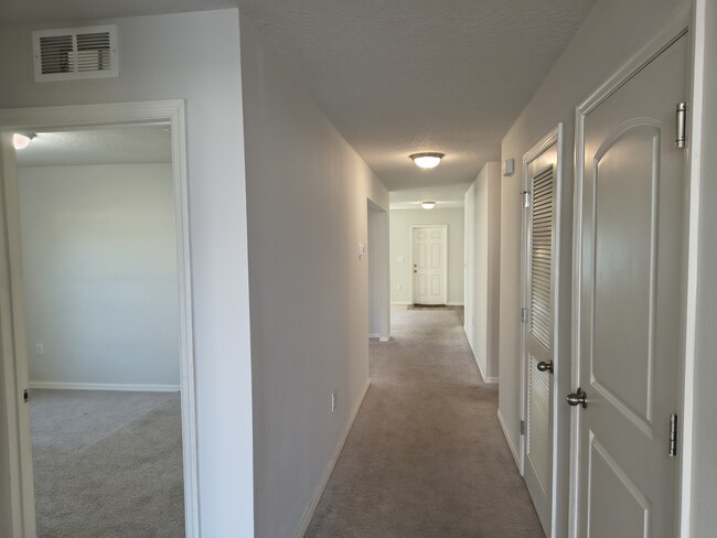 275 Hyacinth Ct in Poinciana, FL - Building Photo - Building Photo